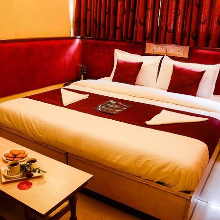 Hotel Siddhartha Mumbai  Buitenkant foto