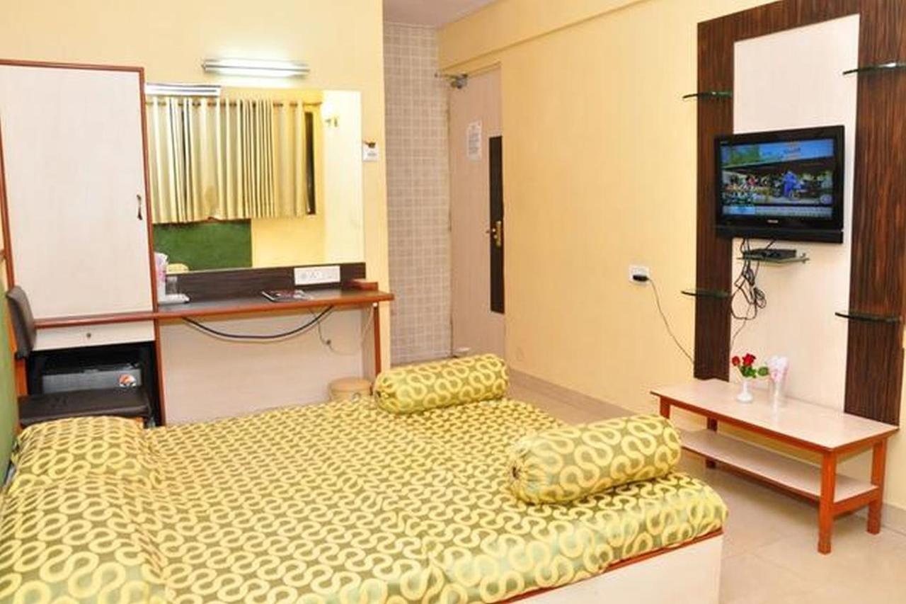 Hotel Siddhartha Mumbai  Buitenkant foto