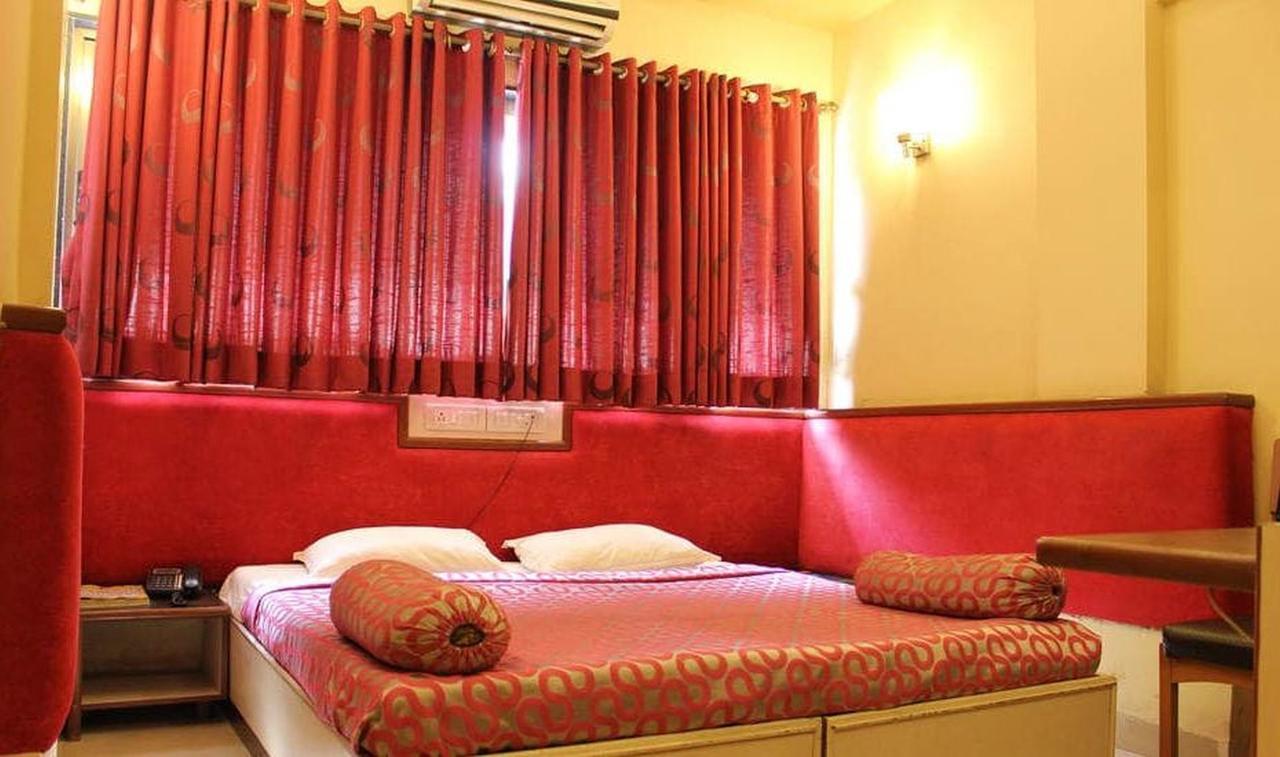 Hotel Siddhartha Mumbai  Buitenkant foto